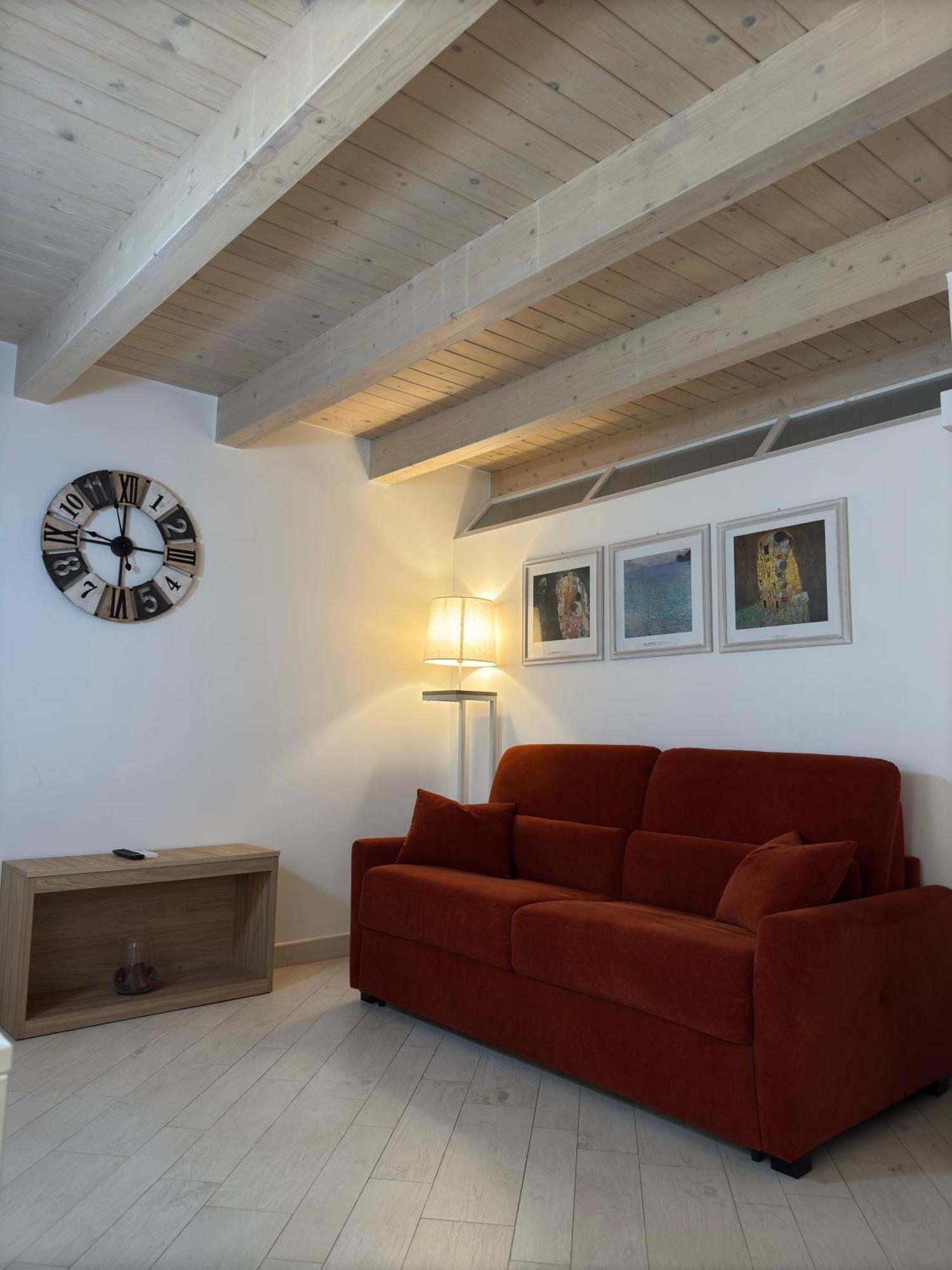 More Apartments Il Ferrarese Bari Eksteriør billede